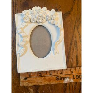 Vintage White Ornate Oval Mini Picture Frame With Rose Details